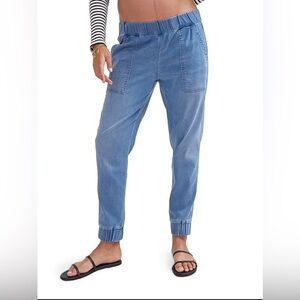 NWT Hatch Collection Maternity Jogger Denim Jeans
